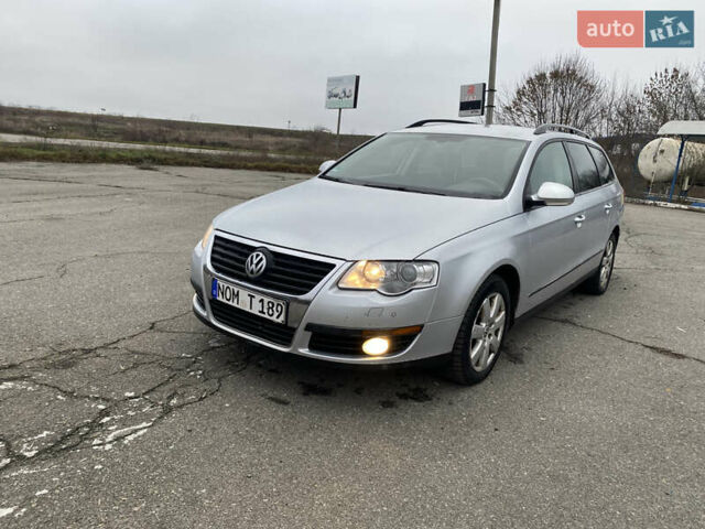 Сірий Фольксваген Пассат, об'ємом двигуна 2 л та пробігом 335 тис. км за 3499 $, фото 1 на Automoto.ua