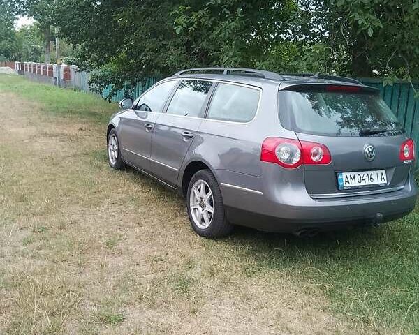 Серый Фольксваген Пассат, объемом двигателя 2 л и пробегом 268 тыс. км за 6000 $, фото 1 на Automoto.ua