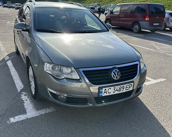 Сірий Фольксваген Пассат, об'ємом двигуна 2 л та пробігом 312 тис. км за 6200 $, фото 1 на Automoto.ua