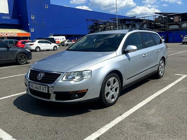 Серый Фольксваген Пассат, объемом двигателя 2 л и пробегом 0 тыс. км за 5500 $, фото 1 на Automoto.ua