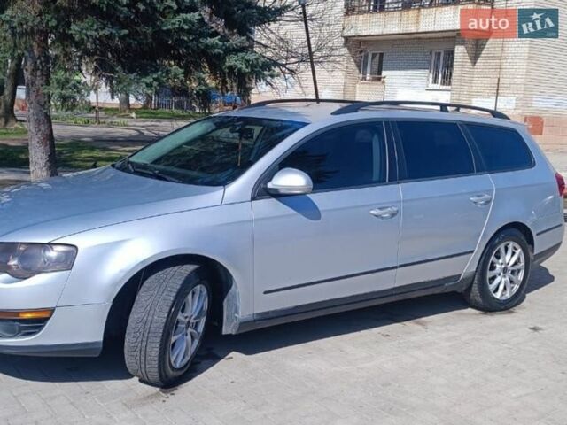 Серый Фольксваген Пассат, объемом двигателя 1.97 л и пробегом 301 тыс. км за 4999 $, фото 1 на Automoto.ua