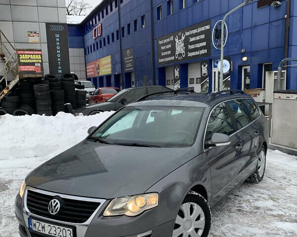 Серый Фольксваген Пассат, объемом двигателя 2 л и пробегом 340 тыс. км за 3400 $, фото 1 на Automoto.ua