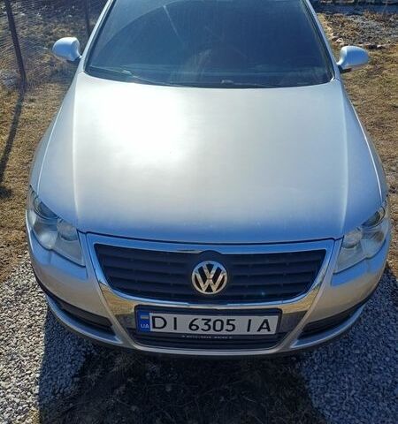 Серый Фольксваген Пассат, объемом двигателя 1.97 л и пробегом 330 тыс. км за 6700 $, фото 1 на Automoto.ua