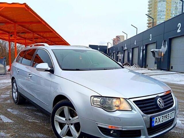 Сірий Фольксваген Пассат, об'ємом двигуна 3.2 л та пробігом 290 тис. км за 6500 $, фото 1 на Automoto.ua