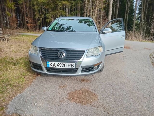 Серый Фольксваген Пассат, объемом двигателя 2 л и пробегом 285 тыс. км за 6027 $, фото 1 на Automoto.ua