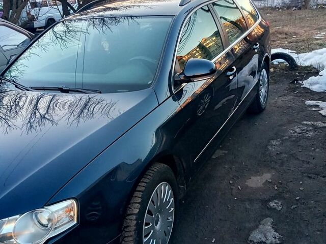 Сірий Фольксваген Пассат, об'ємом двигуна 1.8 л та пробігом 198 тис. км за 6800 $, фото 1 на Automoto.ua