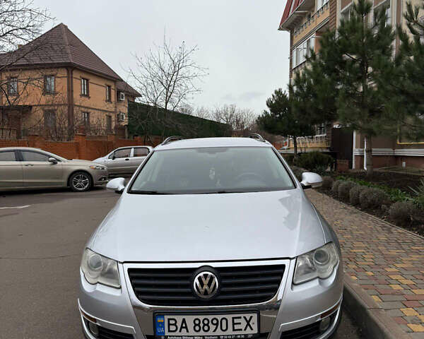 Сірий Фольксваген Пассат, об'ємом двигуна 1.6 л та пробігом 284 тис. км за 6500 $, фото 1 на Automoto.ua