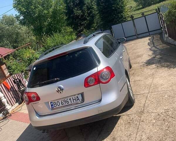 Серый Фольксваген Пассат, объемом двигателя 1.9 л и пробегом 380 тыс. км за 5500 $, фото 1 на Automoto.ua