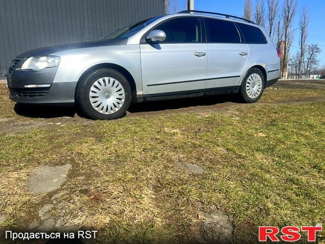 Серый Фольксваген Пассат, объемом двигателя 2 л и пробегом 340 тыс. км за 5001 $, фото 1 на Automoto.ua