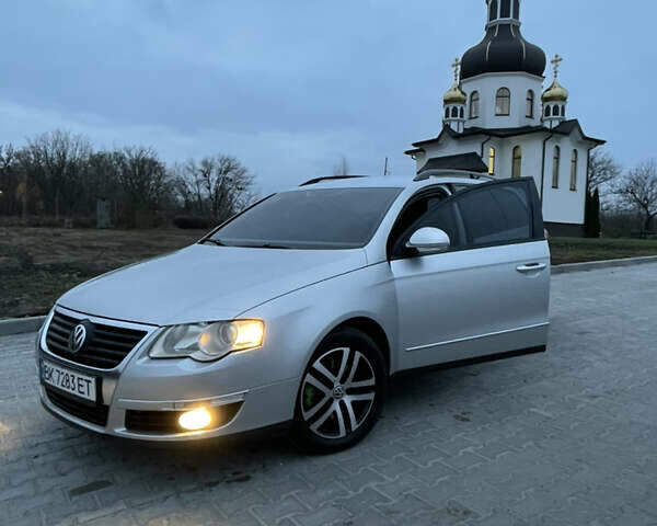 Серый Фольксваген Пассат, объемом двигателя 1.97 л и пробегом 270 тыс. км за 5799 $, фото 1 на Automoto.ua
