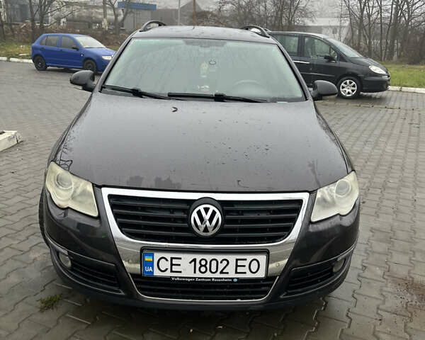 Серый Фольксваген Пассат, объемом двигателя 1.9 л и пробегом 305 тыс. км за 6600 $, фото 1 на Automoto.ua