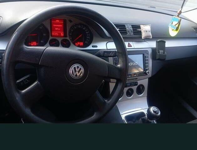 Сірий Фольксваген Пассат, об'ємом двигуна 1.9 л та пробігом 330 тис. км за 5300 $, фото 1 на Automoto.ua