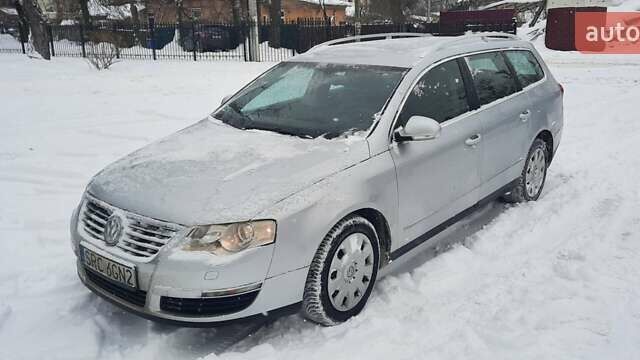 Сірий Фольксваген Пассат, об'ємом двигуна 2 л та пробігом 378 тис. км за 2950 $, фото 1 на Automoto.ua