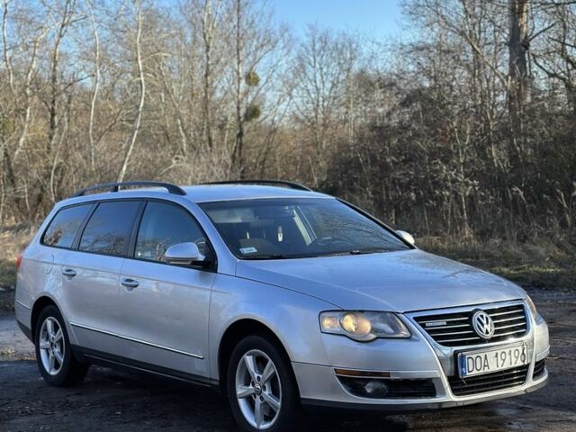 Серый Фольксваген Пассат, объемом двигателя 1.9 л и пробегом 320 тыс. км за 3399 $, фото 1 на Automoto.ua