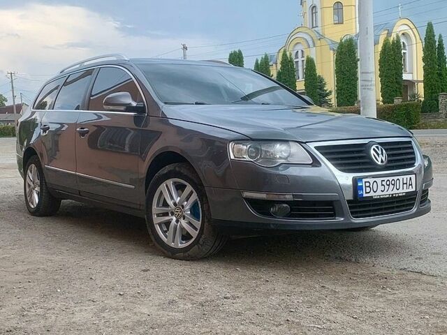 Сірий Фольксваген Пассат, об'ємом двигуна 1.97 л та пробігом 290 тис. км за 6850 $, фото 1 на Automoto.ua