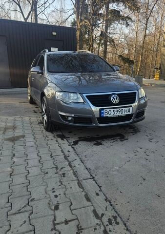 Серый Фольксваген Пассат, объемом двигателя 1.97 л и пробегом 380 тыс. км за 6700 $, фото 1 на Automoto.ua