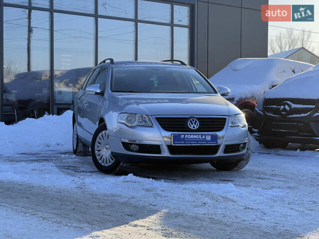 Серый Фольксваген Пассат, объемом двигателя 1.97 л и пробегом 313 тыс. км за 5490 $, фото 1 на Automoto.ua