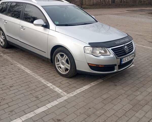 Серый Фольксваген Пассат, объемом двигателя 1.9 л и пробегом 316 тыс. км за 5700 $, фото 1 на Automoto.ua