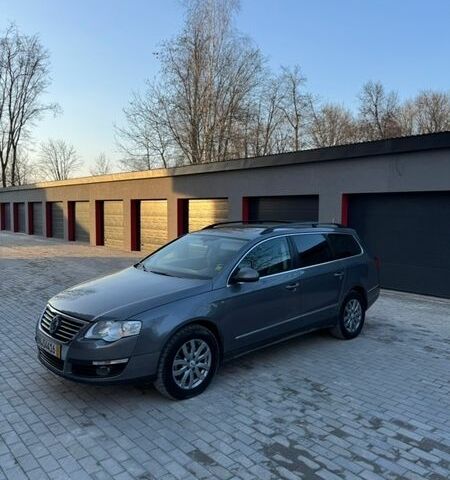 Сірий Фольксваген Пассат, об'ємом двигуна 2 л та пробігом 320 тис. км за 5650 $, фото 1 на Automoto.ua
