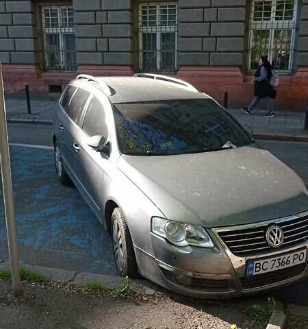 Серый Фольксваген Пассат, объемом двигателя 1.97 л и пробегом 212 тыс. км за 7300 $, фото 1 на Automoto.ua