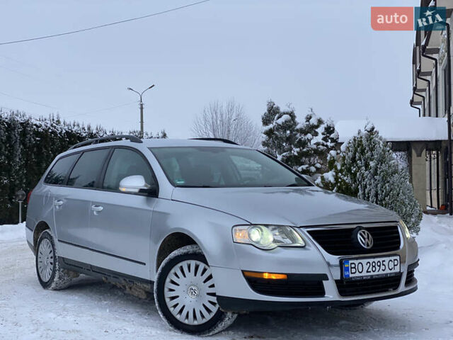 Серый Фольксваген Пассат, объемом двигателя 2 л и пробегом 243 тыс. км за 5650 $, фото 1 на Automoto.ua