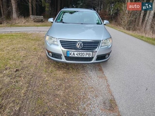 Серый Фольксваген Пассат, объемом двигателя 2 л и пробегом 285 тыс. км за 6027 $, фото 1 на Automoto.ua