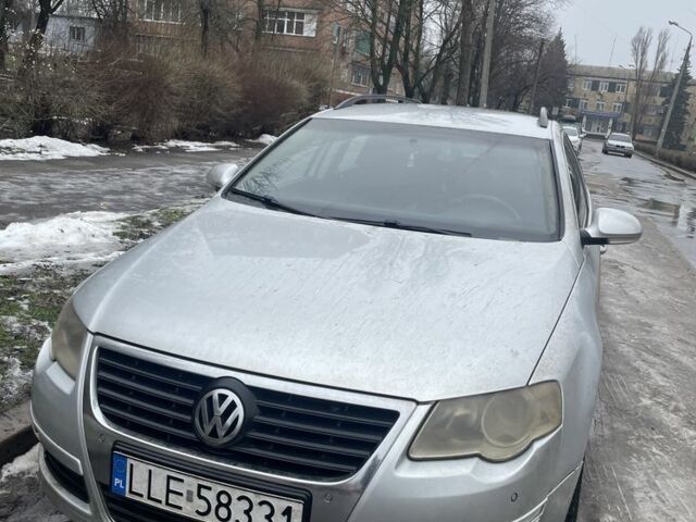 Серый Фольксваген Пассат, объемом двигателя 0 л и пробегом 3 тыс. км за 2500 $, фото 1 на Automoto.ua