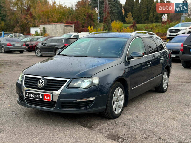 Серый Фольксваген Пассат, объемом двигателя 1.8 л и пробегом 292 тыс. км за 8740 $, фото 1 на Automoto.ua