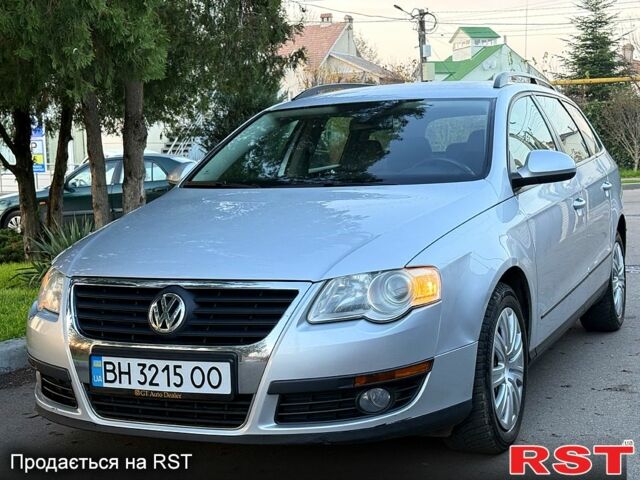 Серый Фольксваген Пассат, объемом двигателя 2 л и пробегом 350 тыс. км за 6200 $, фото 1 на Automoto.ua