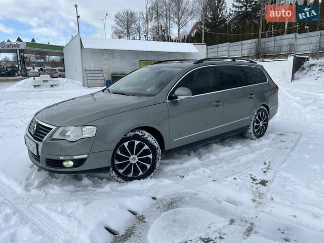 Серый Фольксваген Пассат, объемом двигателя 1.97 л и пробегом 440 тыс. км за 7800 $, фото 1 на Automoto.ua