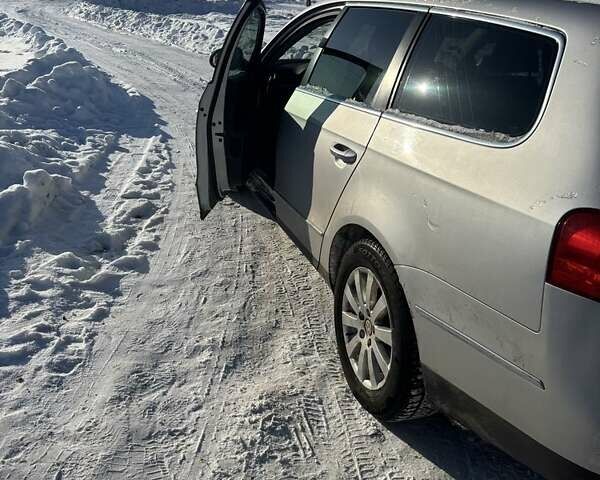 Серый Фольксваген Пассат, объемом двигателя 1.4 л и пробегом 311 тыс. км за 5500 $, фото 1 на Automoto.ua