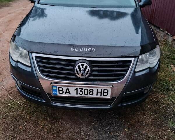 Сірий Фольксваген Пассат, об'ємом двигуна 1.4 л та пробігом 309 тис. км за 5500 $, фото 1 на Automoto.ua