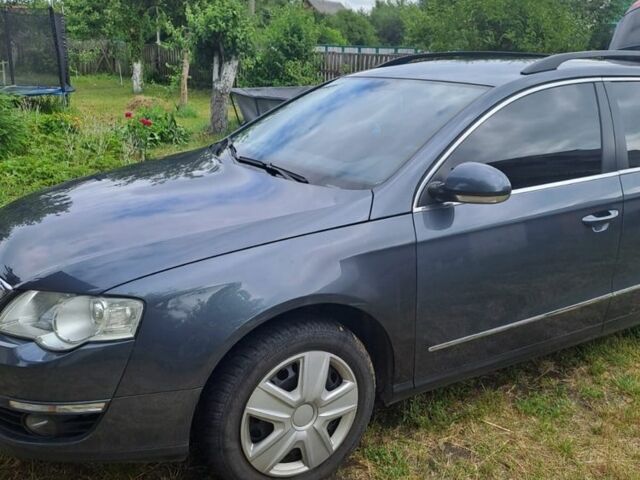 Серый Фольксваген Пассат, объемом двигателя 1.4 л и пробегом 250 тыс. км за 6500 $, фото 1 на Automoto.ua