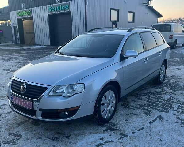 Серый Фольксваген Пассат, объемом двигателя 1.4 л и пробегом 219 тыс. км за 6400 $, фото 1 на Automoto.ua