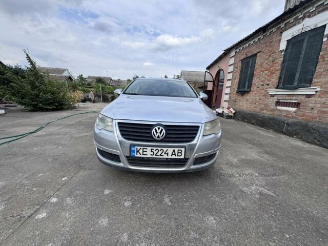 Серый Фольксваген Пассат, объемом двигателя 1.4 л и пробегом 202 тыс. км за 5600 $, фото 1 на Automoto.ua