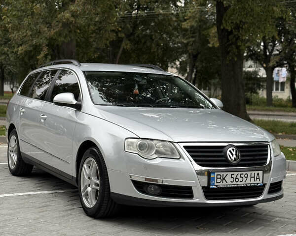 Сірий Фольксваген Пассат, об'ємом двигуна 1.97 л та пробігом 327 тис. км за 8200 $, фото 1 на Automoto.ua