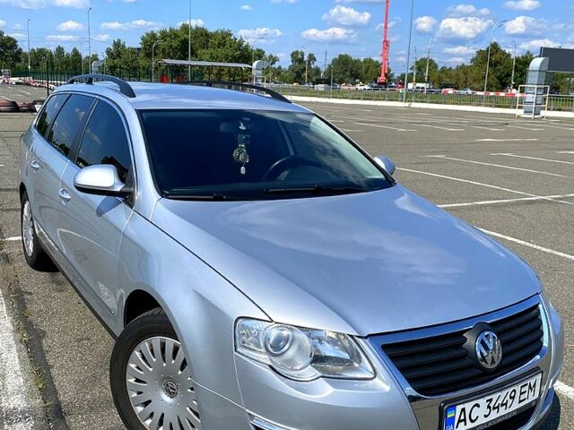 Серый Фольксваген Пассат, объемом двигателя 1.4 л и пробегом 289 тыс. км за 7500 $, фото 1 на Automoto.ua