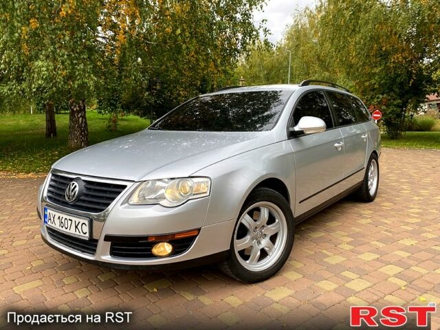 Серый Фольксваген Пассат, объемом двигателя 2 л и пробегом 210 тыс. км за 7599 $, фото 1 на Automoto.ua