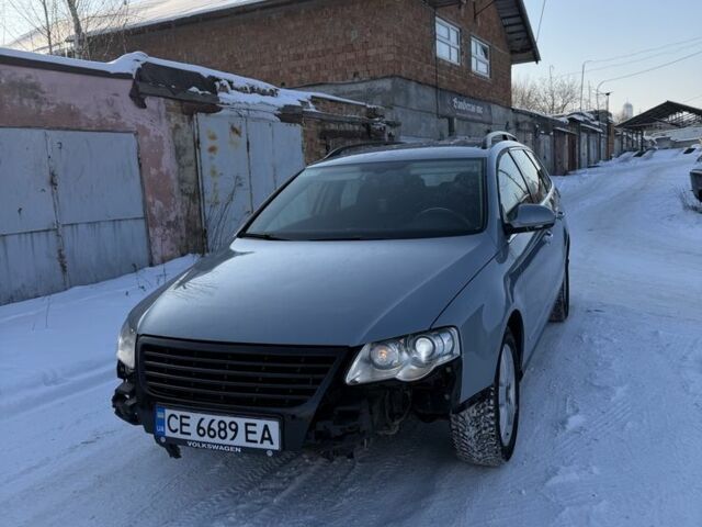 Серый Фольксваген Пассат, объемом двигателя 2 л и пробегом 310 тыс. км за 4500 $, фото 1 на Automoto.ua