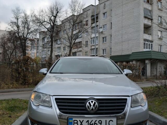 Серый Фольксваген Пассат, объемом двигателя 1.4 л и пробегом 250 тыс. км за 7237 $, фото 1 на Automoto.ua