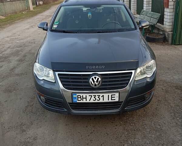 Сірий Фольксваген Пассат, об'ємом двигуна 1.6 л та пробігом 258 тис. км за 7550 $, фото 1 на Automoto.ua