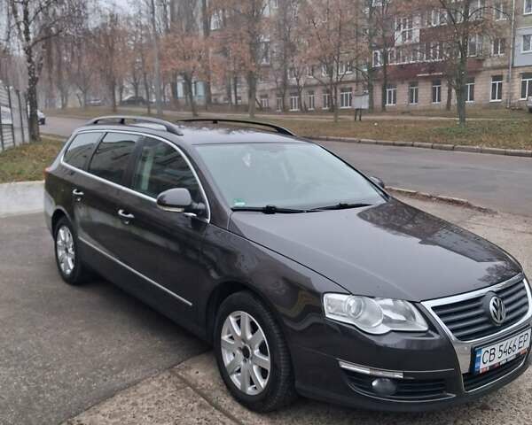 Серый Фольксваген Пассат, объемом двигателя 1.6 л и пробегом 217 тыс. км за 7600 $, фото 1 на Automoto.ua