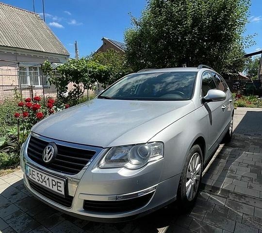 Сірий Фольксваген Пассат, об'ємом двигуна 1.39 л та пробігом 227 тис. км за 6650 $, фото 1 на Automoto.ua