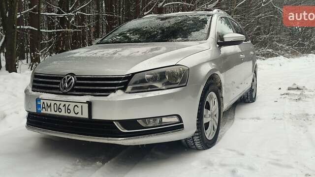 Серый Фольксваген Пассат, объемом двигателя 1.97 л и пробегом 240 тыс. км за 9800 $, фото 1 на Automoto.ua