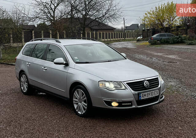 Серый Фольксваген Пассат, объемом двигателя 1.6 л и пробегом 245 тыс. км за 6500 $, фото 1 на Automoto.ua