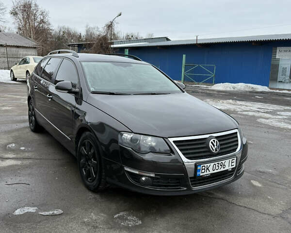 Серый Фольксваген Пассат, объемом двигателя 1.97 л и пробегом 386 тыс. км за 7300 $, фото 1 на Automoto.ua