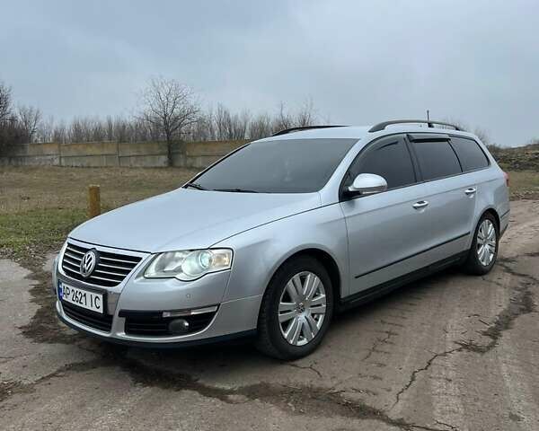 Серый Фольксваген Пассат, объемом двигателя 1.97 л и пробегом 274 тыс. км за 8000 $, фото 1 на Automoto.ua