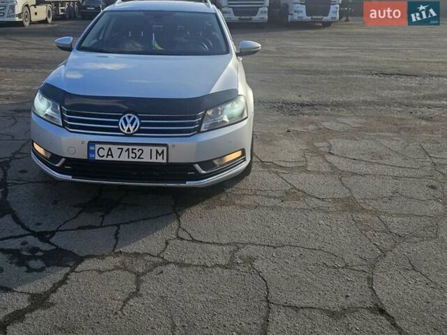 Серый Фольксваген Пассат, объемом двигателя 2 л и пробегом 406 тыс. км за 8000 $, фото 1 на Automoto.ua