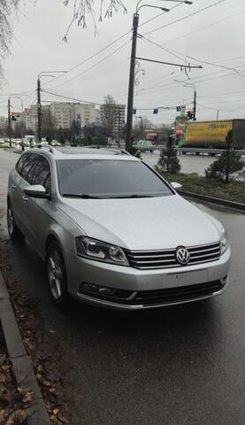 Серый Фольксваген Пассат, объемом двигателя 1.39 л и пробегом 290 тыс. км за 9500 $, фото 1 на Automoto.ua