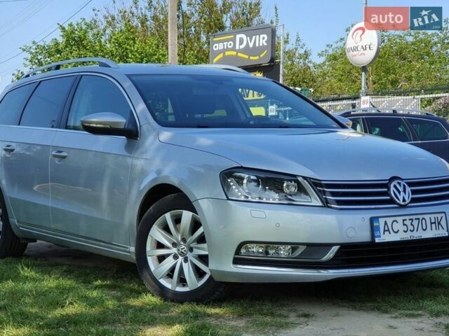 Серый Фольксваген Пассат, объемом двигателя 2 л и пробегом 243 тыс. км за 13888 $, фото 1 на Automoto.ua